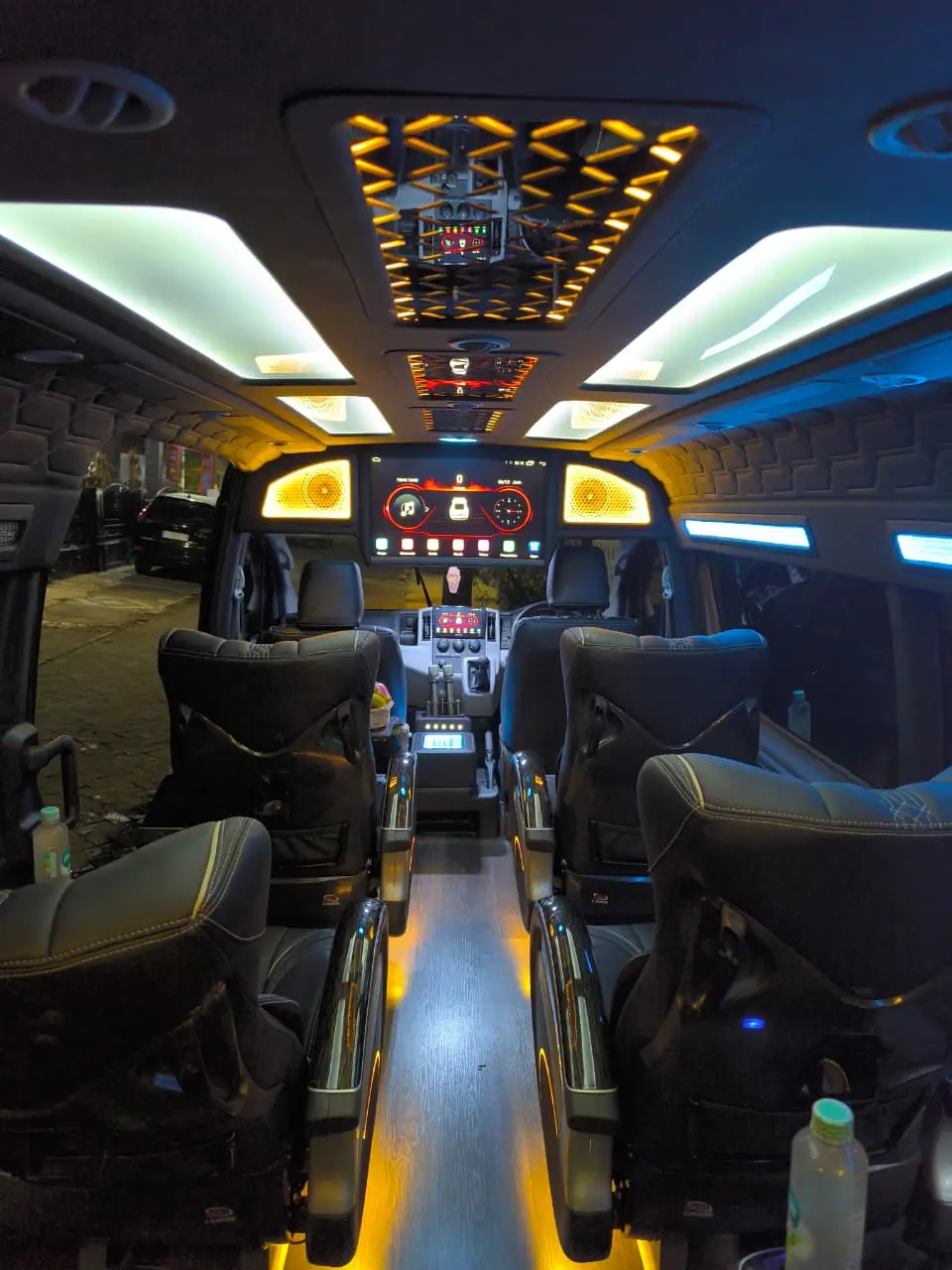 sewa-hiace-malang-malangindietrans (10)