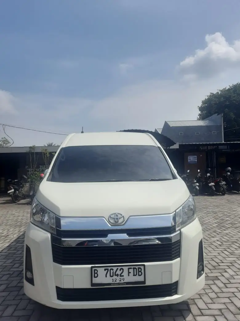 sewa-hiace-malang-malangindietrans (19)