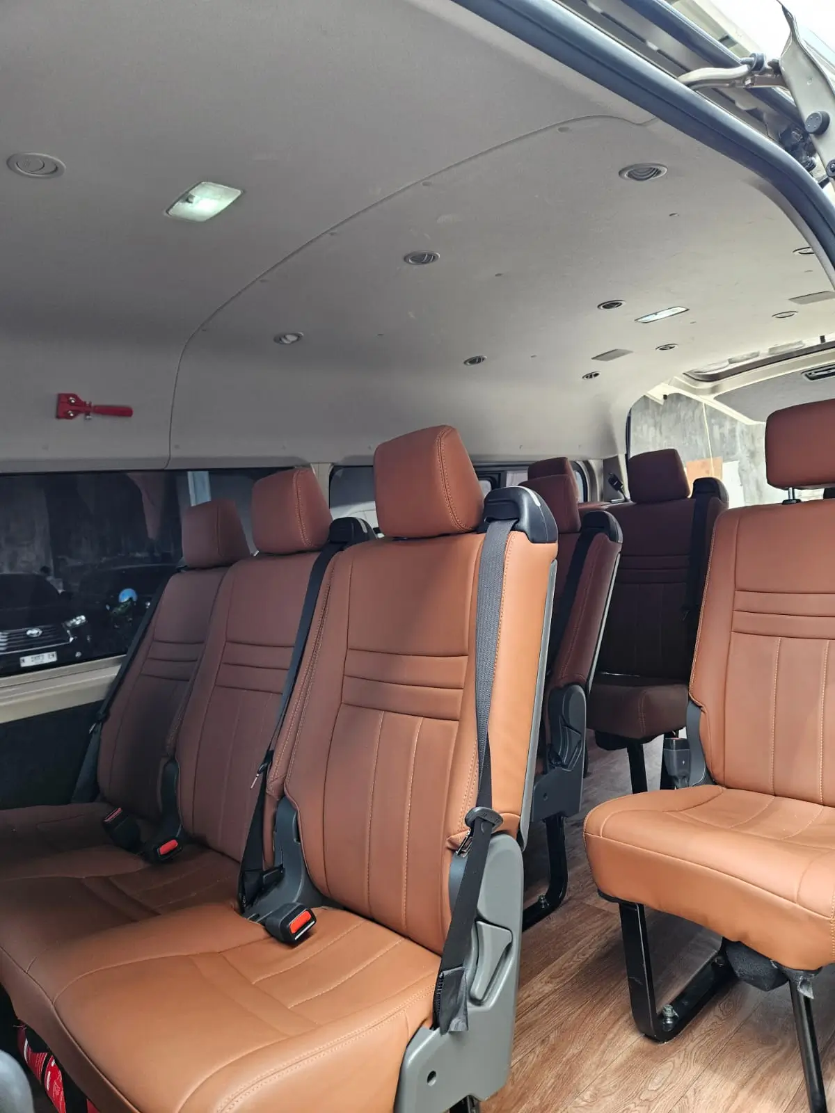 sewa-hiace-malang-malangindietrans (30)